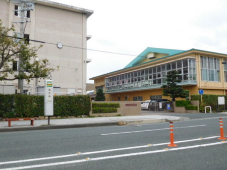 周辺環境 【中学校】浜松市立南部中学校：1580�u