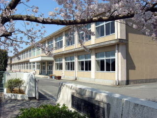 周辺環境 【小学校】浜松市立富塚西小学校：1660�u