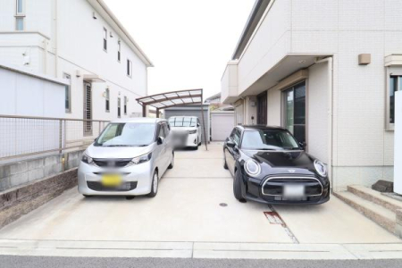 ԏ ԃXy[X3䕪B