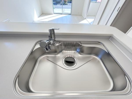 Lb` L߂ɂꂽVN􂢕S̃Xy[XłB
