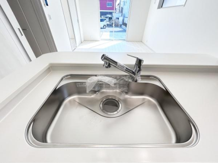 �L�b�`�� �V���N�̗l�q