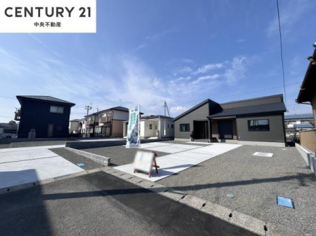 �O�ʓ��H�܂ތ��n�ʐ^ ��K�̑|���o�����ɂ̓V���b�^�[�t���䕗�E�h�Ƒ΍���������肵�Ă���܂���

