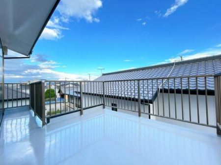 �o���R�j�[ 3�K�o���R�j�[�ł��B�h���h�����s���܂����B�L��̊X���݂����n���܂��I