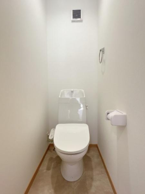 gC ֍t̃gCŁANʂĉKɂpł܂B