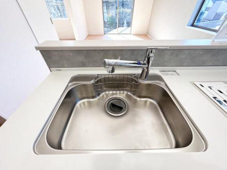 �L�b�`�� �V���N�̗l�q�A�����\���ɂ���􂢕������₷���ł��B