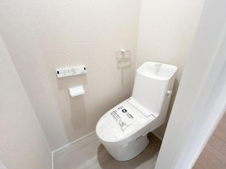 gC ֍t̃gCŁANʂĉKɂpł܂B