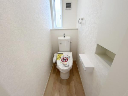 gC ֍t̃gCŁANʂĉKɂpł܂B