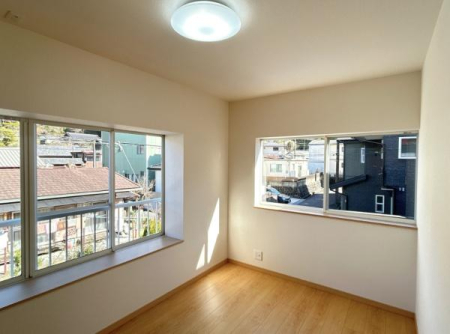 �m�� ���邢���������������ރt���[�����O�̂������B�Ƌ�̔z�u�����₷���Y��ȊԎ��ł��B