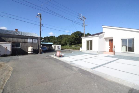 �O�ʓ��H�܂ތ��n�ʐ^ �O�ʓ��H�̗l�q�I