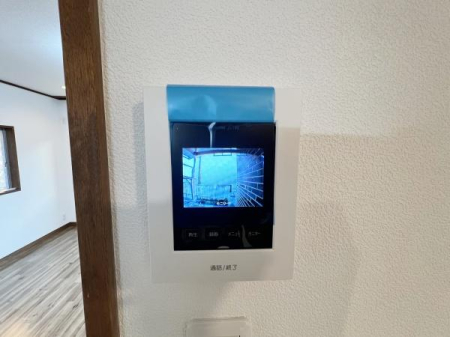 ̑ j^[tC^[zAqS̖hƐݔł