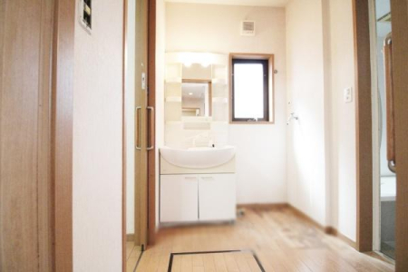 ʑEʏ tH[\̐ʑI𒣑ւʑ܂