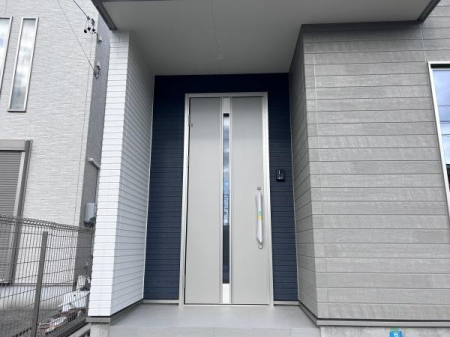 ���� �Z�L�����e�B�����߂���TV���j�^�[�t���C���^�[�t�H�����W�������ł��I
