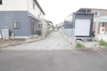 OʓH܂ތnʐ^ ړ6[g̗lq