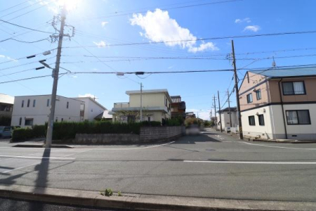 OʓH܂ތnʐ^ Ԃ₷H󋵁I