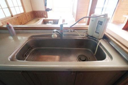 Lb` L߂ɂꂽVN􂢕S̃Xy[XłB
Ƒn鑢ɂȂĂ̂Ŋyo܂