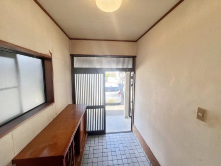 ���� �V���[�Y�{�b�N�X�t���̌��ւł�