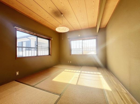 �a�� 2�K�a���̗l�q