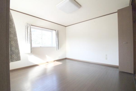 m 肪ǂAԂ͓dCȂĂ\邢