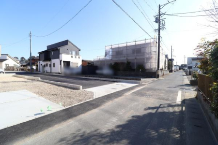 �O�ʓ��H�܂ތ��n�ʐ^ -