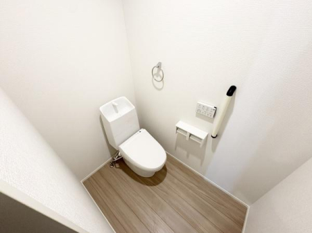 �g�C�� �������Ăł����g�C���͂Q�J���ɂ���܂��I