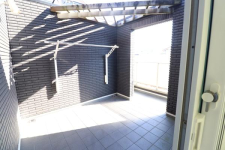 �o���R�j�[ -