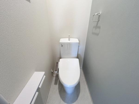 �g�C�� �������֍��t���̃g�C���ŁA��N��ʂ��ĉ��K�ɂ����p�ł��܂��B
