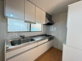 Lb` tH[ÕLb`B
N[jOƃRViɌ\