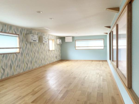 ���[ �閧��n�̂悤�ȏ��������[�X�y�[�X