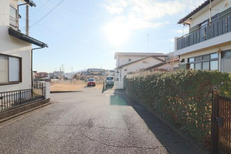 �O�ʓ��H�܂ތ��n�ʐ^ �O�ʓ��H�̗l�q