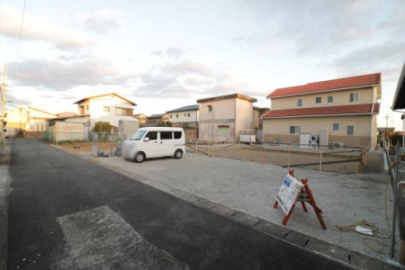 �O�ʓ��H�܂ތ��n�ʐ^ -