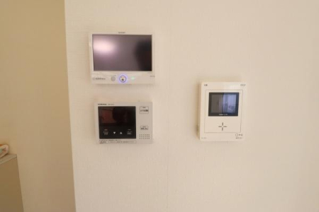 ���̑� ���z���A�~�d�r���t���Ă���܂���