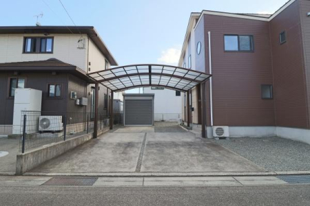 ���ԏ� ���ԏ�U��t�@�J�[�|�[�g���t���Ă���܂���