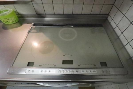 �L�b�`�� �����Z���ׁ̈A�����͕�������܂��BAI�ҏW�ς�