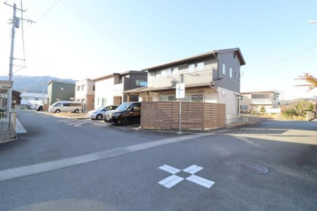 �O�ʓ��H�܂ތ��n�ʐ^ -