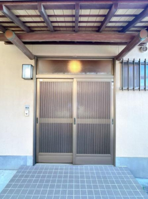 ���� ���փ|�[�`�ɂ͉��������Ă���̂ŉJ�ł����֑O�ŔG�ꂸ�ɂ��o�����������o���܂��B
