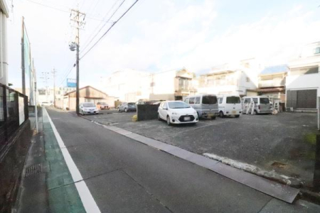 �O�ʓ��H�܂ތ��n�ʐ^ -