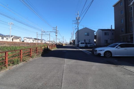 �O�ʓ��H�܂ތ��n�ʐ^ -