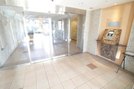 �G���g�����X -