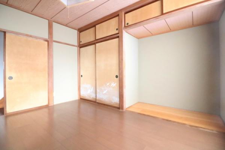 �m�� �m����6���̗l�q