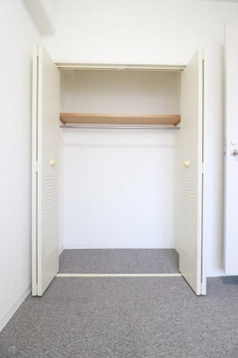 ���[ �m��5.8���̃N���[�[�b�g�̗l�q