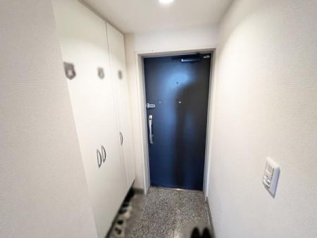 ���� �V���[�Y�{�b�N�X�t���̌��ւł��B