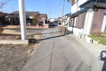 �O�ʓ��H�܂ތ��n�ʐ^ -