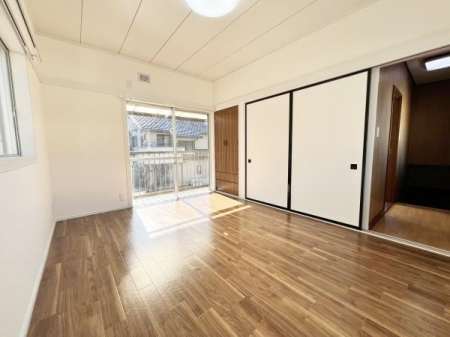 �m�� �m��6���̗l�q