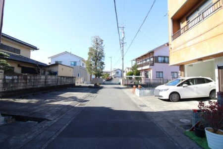 �O�ʓ��H�܂ތ��n�ʐ^ -