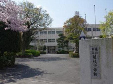 ���ӊ� �y���w�Z�z���}�s�����}���w�Z�F1210�u