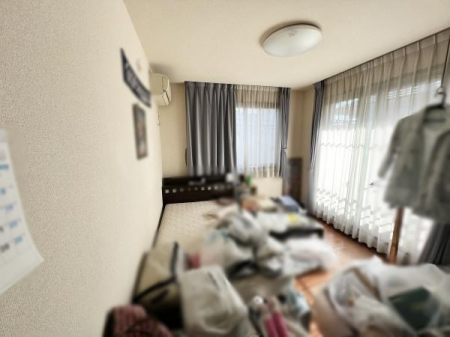 �m�� �o���R�j�[�ɖʂ������邢�m���ł���
���󕨂���荞��ł������ɂ���N���[�[�b�g�ɂ����ɂ��܂���̂œ������΂�����ł��ˁ�