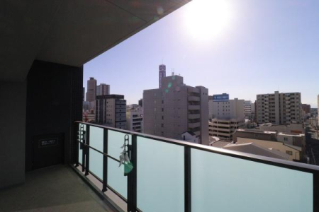 �Z�˂���̒��]�ʐ^ -