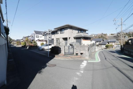 �O�ʓ��H�܂ތ��n�ʐ^ -