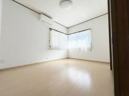 �m�� 1�K�m���B�Ƌ��z�u���₷���L���ƃV���v���ȓ����A������������J���[�g�[���̂������ł��B
���f�ڎʐ^�͉Ƌ�⏬�����������C���[�W�ł��B�����ƈقȂ�ꍇ������܂��B
