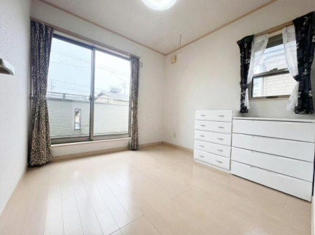 �m�� ���z���܂̌��Ƃ���₩�ȕ��������Ղ�Ƃ肱�߂܂��B
�����͔�����Ƃ����N���X�ł��̂ł������邢��ہI
���f�ڎʐ^�͉Ƌ�⏬�����������C���[�W�ł��B�����ƈقȂ�ꍇ������܂��B
